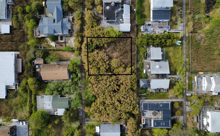 Pictures of Land property located at B Fifth Avenue, Fair Harbor, NY 11706 for sales - image #1