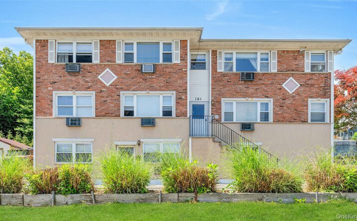 Pictures of Multifamily property located at 161 S Pearl Street, Pearl River, NY 10965 for sales - image #1