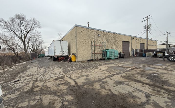 Pictures of Industrial property located at 1061 Waveland Avenue, Franklin Park, IL 60131 for sales - image #1