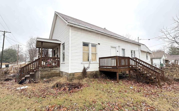 414 W SYCAMORE Street, Carbondale