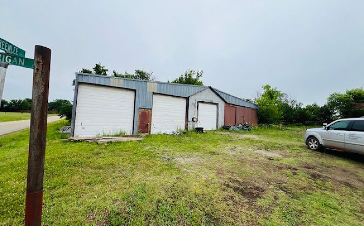 Pictures of Land property located at 700 N Michigan, Cushing, OK 74023 for sales - image #1