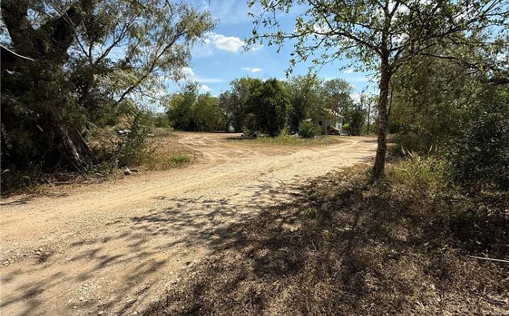 Pictures of Special Purpose property located at 7555 Gin Road, Marion, TX 78124 for sales - image #1