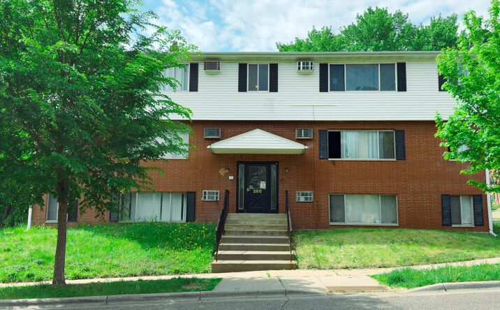 Pictures of Multifamily property located at 280 Winifred Street W, Saint Paul, MN 55107 for sales - image #1