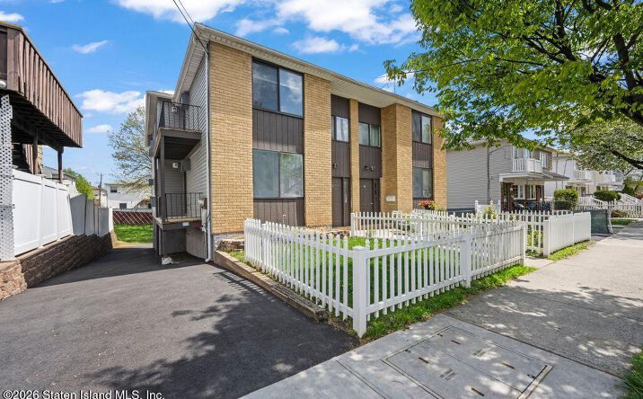 Pictures of Multifamily property located at 11 Taunton Street, Staten Island, NY 10306 for sales - image #1