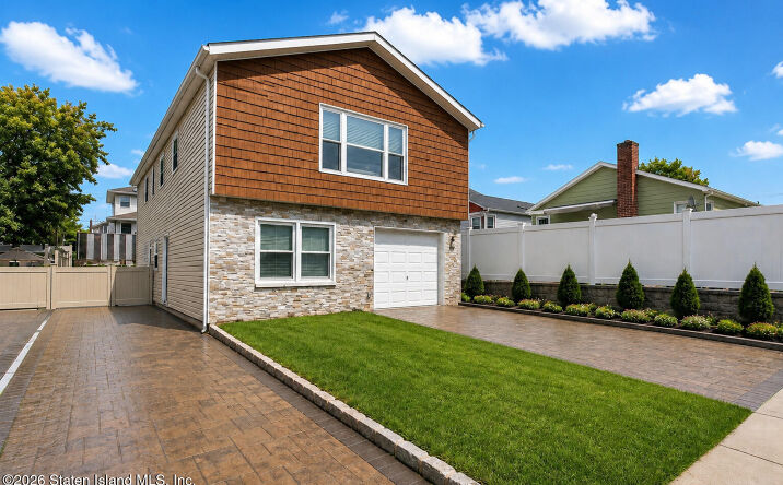 Pictures of Multifamily property located at 173 Maybury Avenue, Staten Island, NY 10308 for sales - image #1