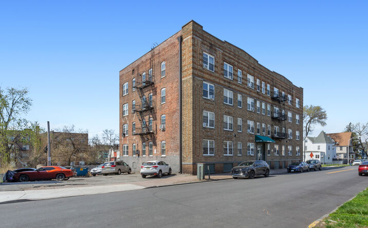 Pictures of Multifamily property located at 133 N MAPLE AVE, EAST ORANGE, NJ 07017 for sales - image #1