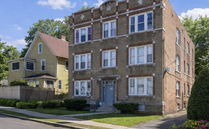 Pictures of Multifamily property located at 21 GLENDALE AVE, HARTFORD, CT 06106-3092 for sales - image #1