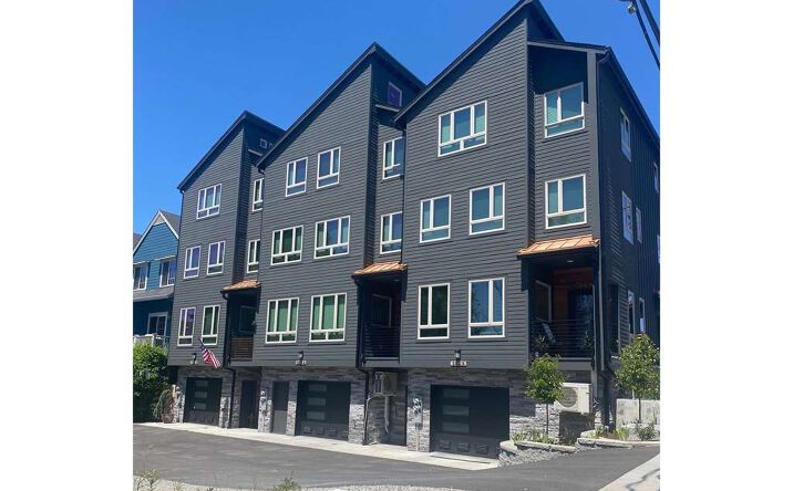 Pictures of Multifamily property located at 304 N Bridgeton Road, Portland, OR 97217 for sales - image #1
