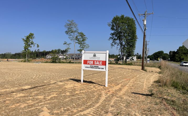 Pictures of Retail, Office, Mixed Use property located at 774 S MAIN ST, TROUTMAN, NC 28166-9566 for sales - image #1