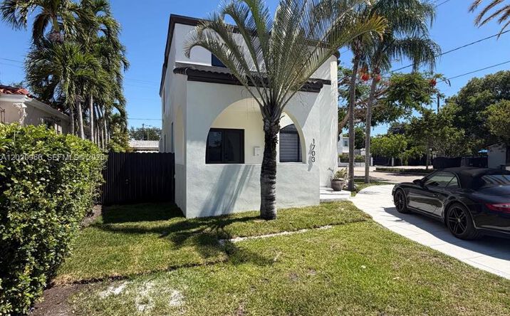 Pictures of Multifamily property located at 1703 SW 16th Ter, Miami, FL 33145 for sales - image #1
