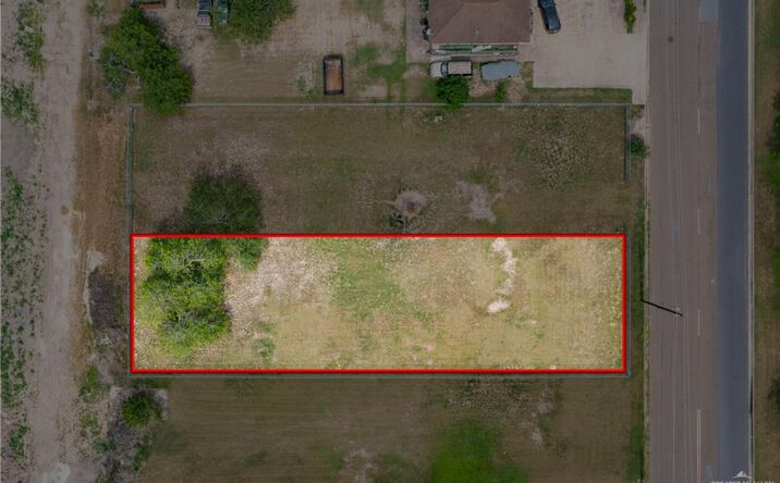 Pictures of Land, Multifamily property located at 2021 Lozano Street, Harlingen, TX 78550 for sales - image #1