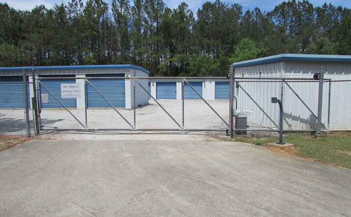 Pictures of Self Storage property located at 3151 Franklin Parkway, Franklin, GA 30217 for sales - image #1