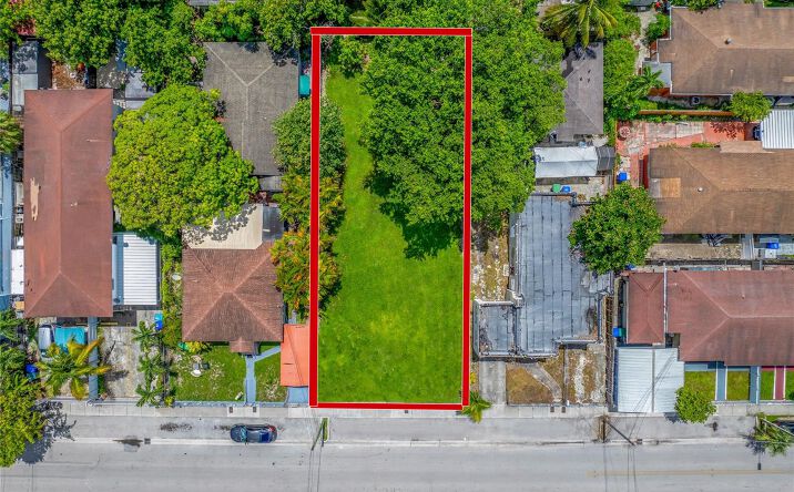 Pictures of Land property located at 1376 NW 32ND ST, MIAMI, FL 33142 for sales - image #1