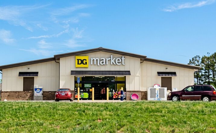 Pictures of Retail property located at 9015 Tennessee 7, Lyles, TN 37098 for sales - image #1