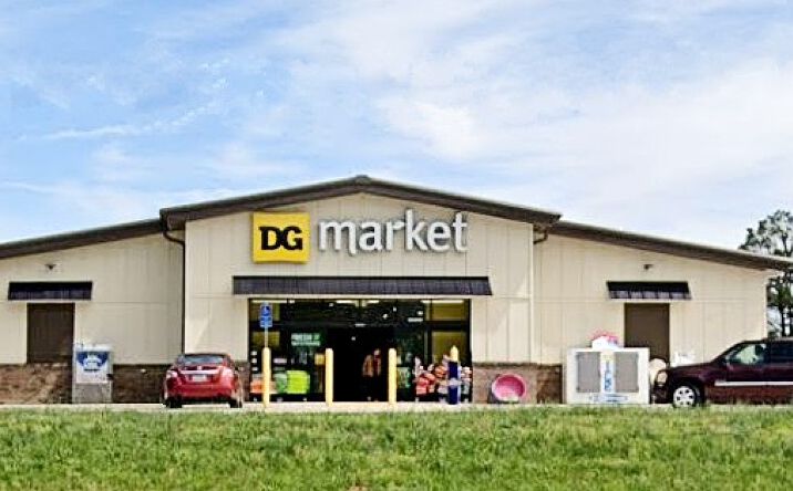 Pictures of Retail property located at 9015 Tennessee 7, Lyles, TN 37098 for sales - image #1