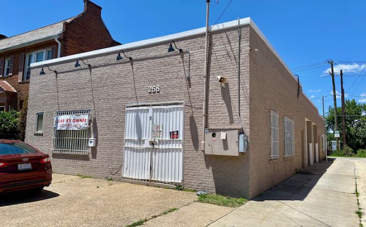 Pictures of Industrial property located at 258 35th Street Northeast, Washington, DC 20019 for sales - image #1