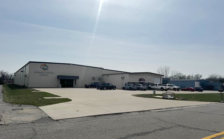 Pictures of Industrial property located at 4411 Wyland Drive, Elkhart, IN 46516 for sales - image #1
