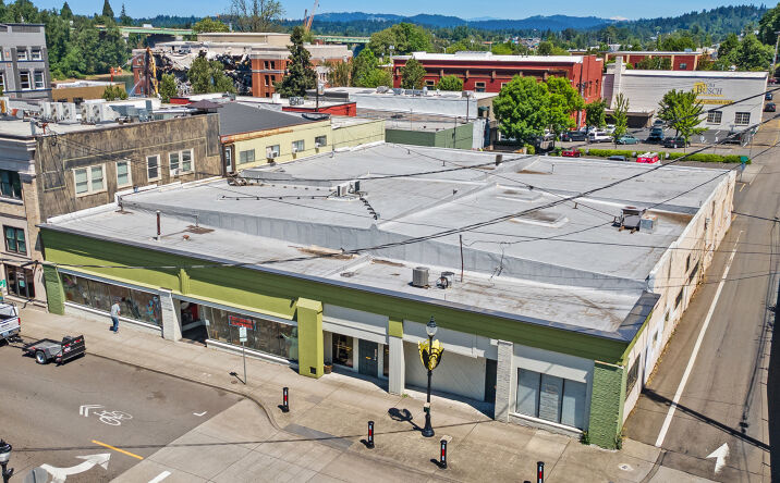 Pictures of Mixed Use property located at 217 SEVENTH ST, OREGON CITY, OR 97045-1804 for sales - image #1