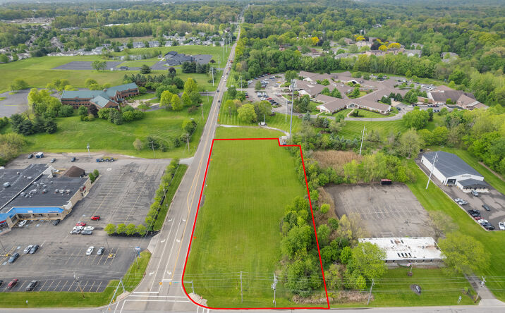 Pictures of Land property located at 2937 Woodlawn Ave. NW, Canton, OH 44708 for sales - image #1