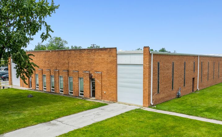Pictures of Industrial property located at 2950 West 167th Street, Markham, IL 60428 for sales - image #1