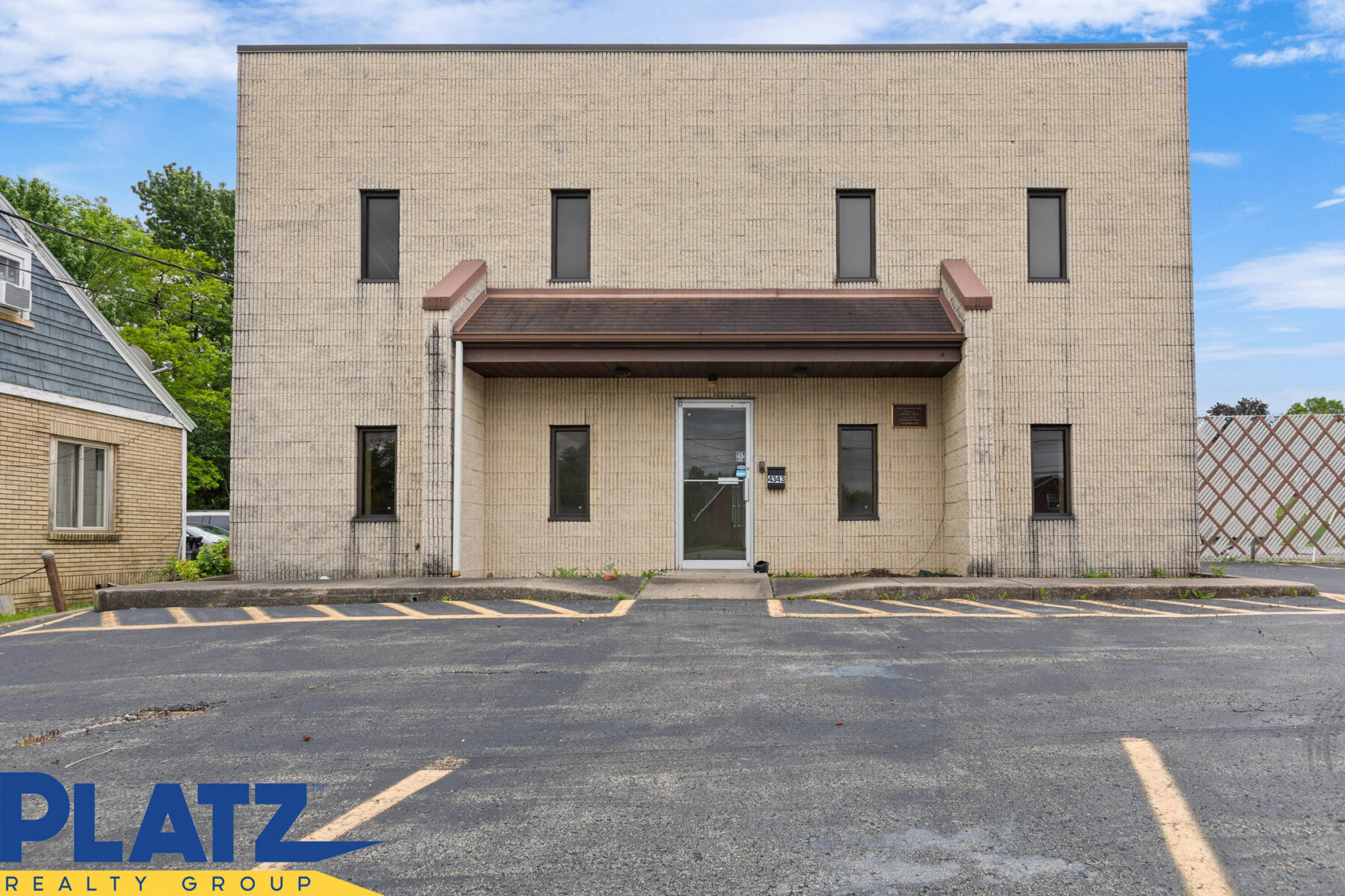 4343 Mahoning Ave, Austintown, OH 44515