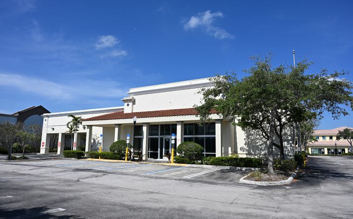 Pictures of Retail, Office property located at 150 Tequesta Drive, Tequesta, FL 33469 for sales - image #1