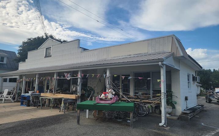 17371 General Puller Hwy, DELTAVILLE