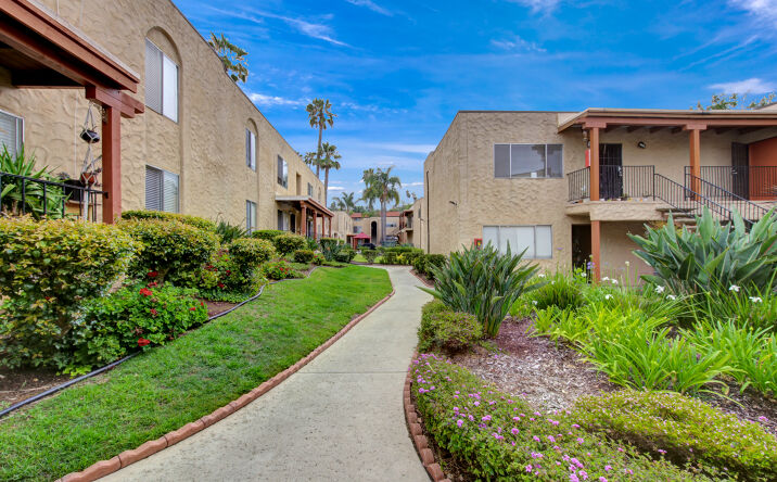 Pictures of Multifamily property located at 8694 Lemon Ave, La Mesa, CA 91941 for sales - image #1