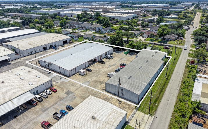 Pictures of Industrial property located at 9879 & 9881 Tanner Rd, Houston, TX 77041 for sales - image #1