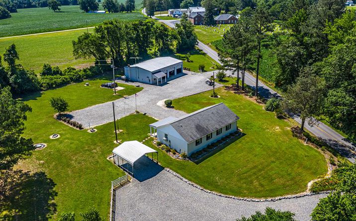 2175 Lara Road, LANCASTER