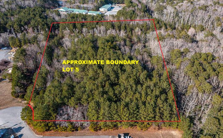Pictures of Industrial property located at Lot 5 Technology Park Dr, KILMARNOCK, VA 22482 for sales - image #1