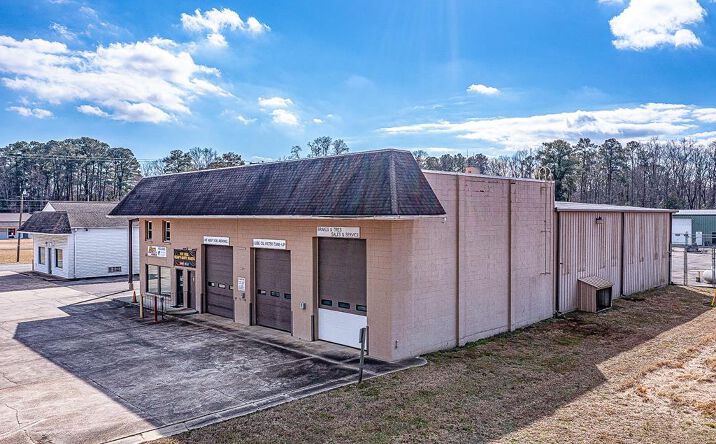 Pictures of Retail, Industrial property located at Chesapeake Drive, WHITE STONE, VA 22578 for sales - image #1