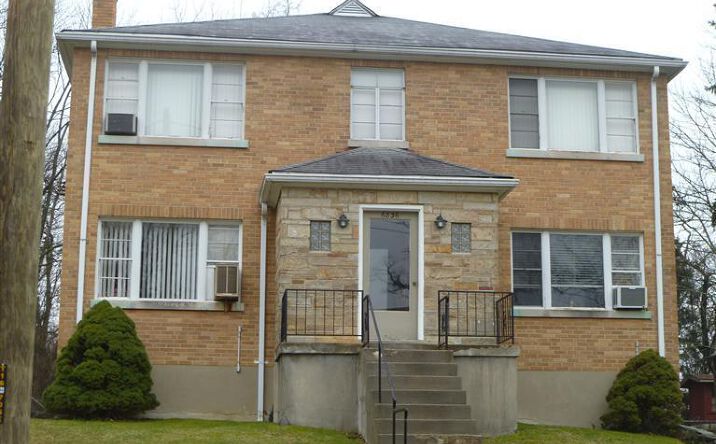 Grace Avenue, Silverton
