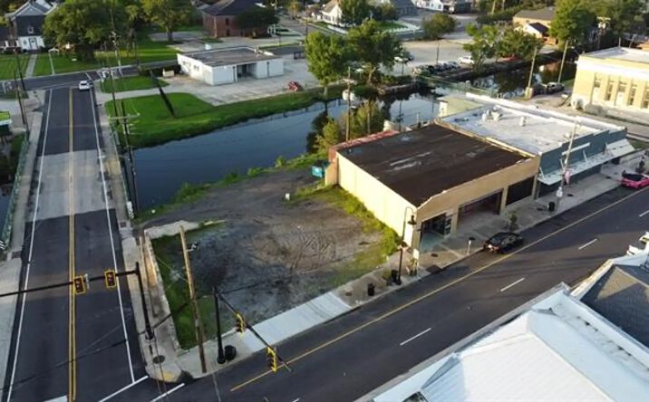 Pictures of Land property located at 7803-7811 Main Street, Houma, LA 70360 for sales - image #1