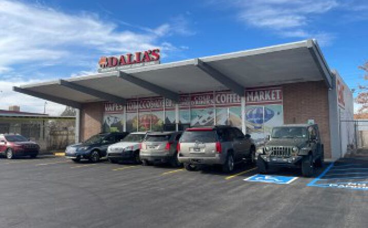 Pictures of Retail property located at 1619 SAN MATEO BLVD NE, ALBUQUERQUE, NM 87110-6431 for sales - image #1