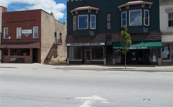 N High Street, Hillsboro