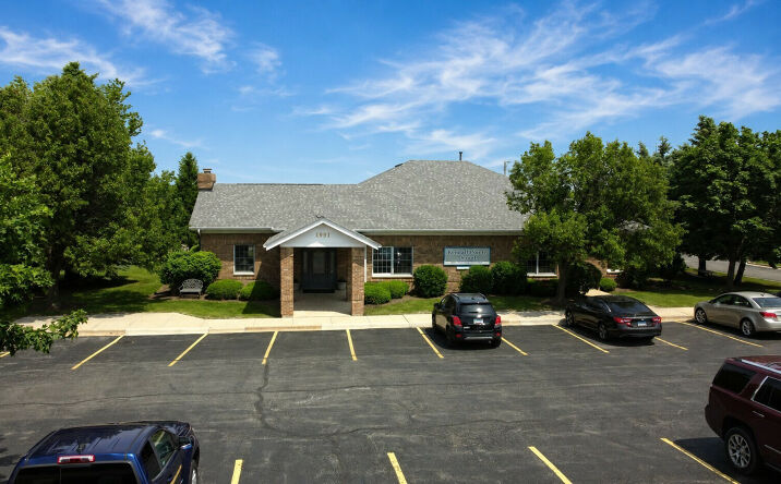 Pictures of Office property located at 1991 Wiesbrook Drive, Oswego, IL 60543 for sales - image #1