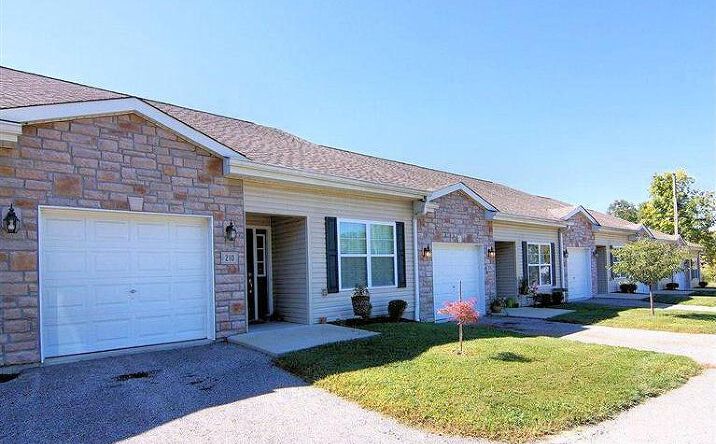 210 Long Pointe Drive, Amelia