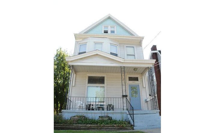 Hopkins Avenue, Norwood