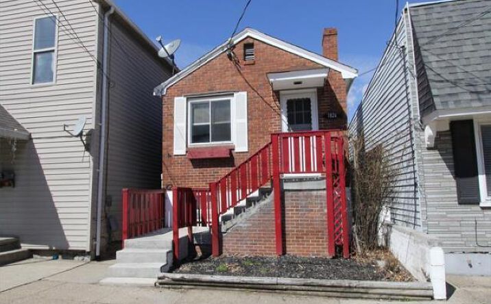 Mills Avenue, Norwood