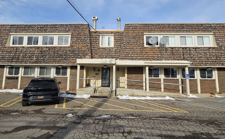 Pictures of Office property located at 18911 W 10 Mile Road, Southfield, MI 48075 for sales - image #1