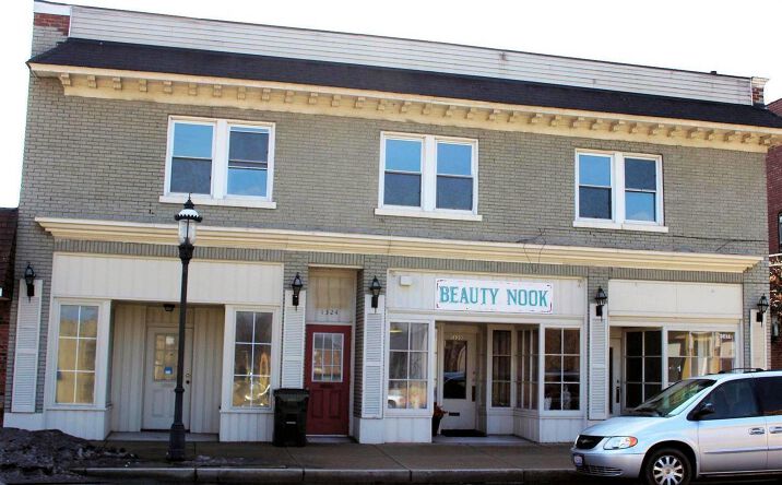 1326 Central Avenue, Middletown