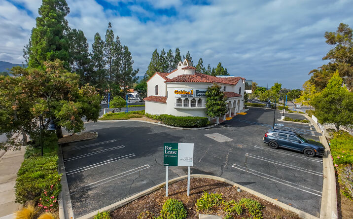 Pictures of Retail property located at 125 N MOORPARK RD, THOUSAND OAKS, CA 91360-4417 for sales - image #1