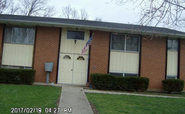 Linda Court, Trenton