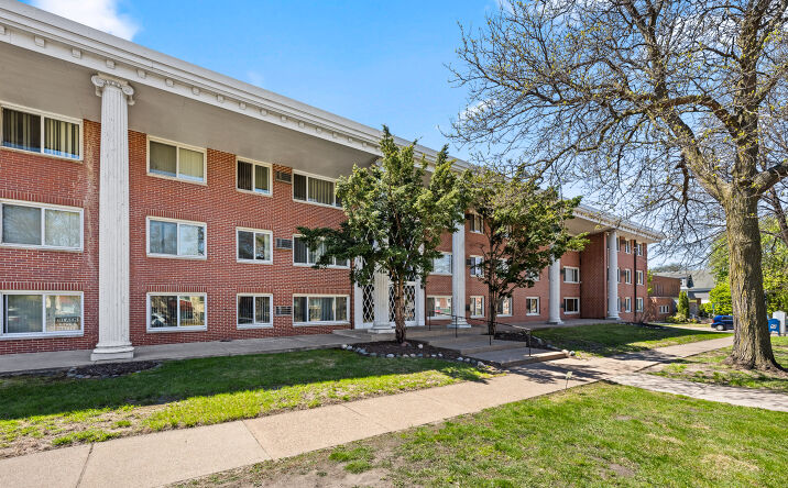 Pictures of Multifamily property located at 1940 Marshall Avenue, St Paul, MN 55104 for sales - image #1
