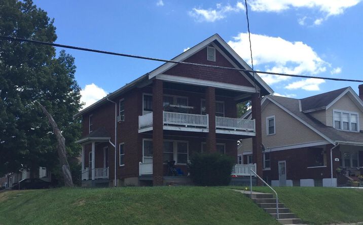 Highland Avenue, Silverton