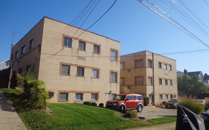 3630 Mozart Avenue, Cheviot