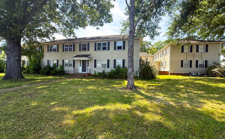 Pictures of Multifamily property located at 701 W SIXTH ST, SHEFFIELD, AL 35660 for sales - image #1
