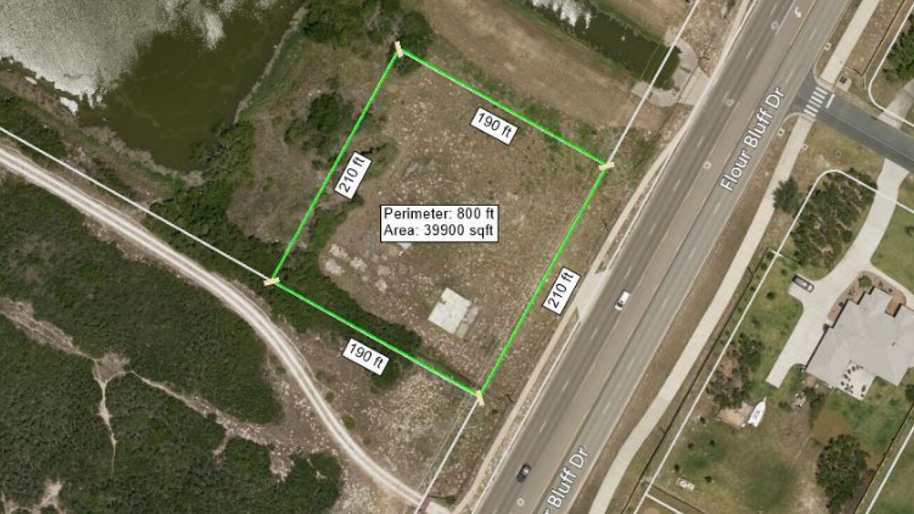 1752 Flour Bluff Dr, Corpus Christi, TX 78418