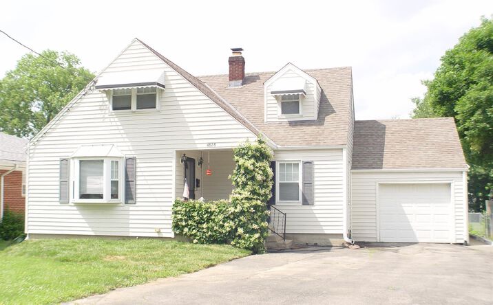 Fairview Avenue, Blue Ash